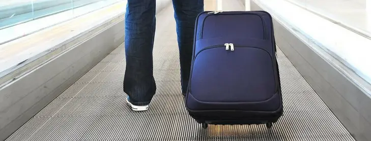 best lightweight suitcases for travel
